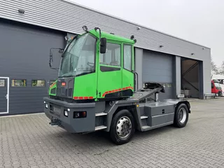 Kalmar 618 i 4x4 terminal tractor