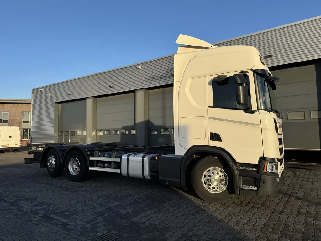 Scania R R450 6x2*4 bdf lenk/lift german